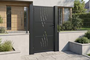 Set of 2 CARMO iron posts 15x15cm H.205cm black 11