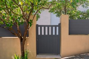 SANTIS 300B140 swing gate pack + SANTIS 100P140 GRAY gate 27