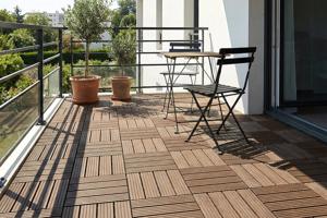 Set of 30 interlocking SERRA teak-grooved composite terrace tiles, 30x30cm 2
